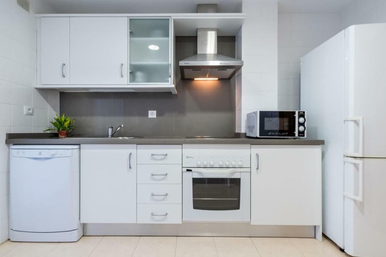 Apartment Comfortable, Close To The Beach, Pool, New, Paddle *