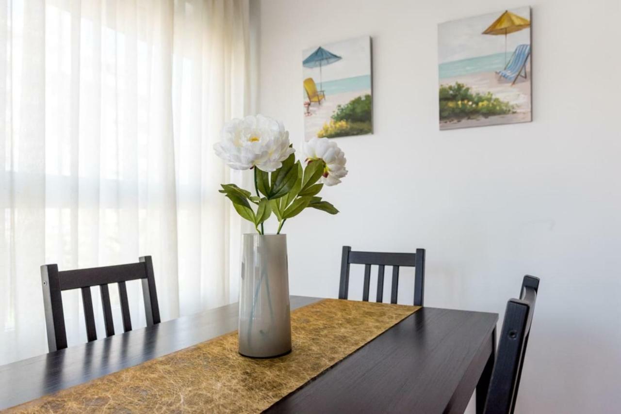Comfortable, Close To The Beach, Pool, New, Paddle *