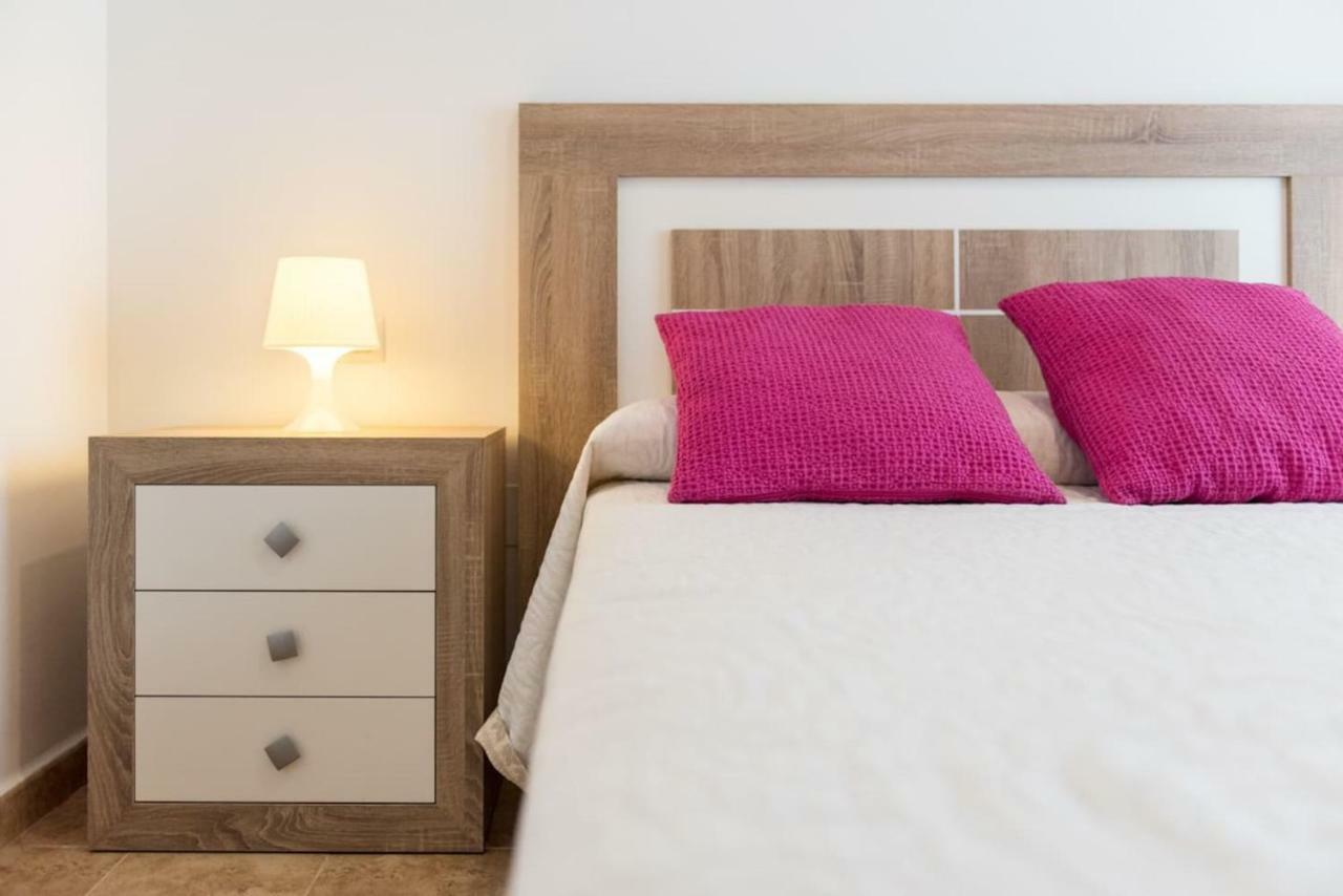 Apartment Comfortable, Close To The Beach, Pool, New, Paddle *